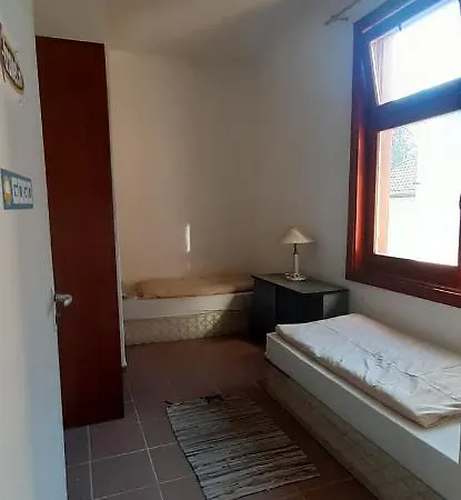 ホステル Aqua シオーフォク