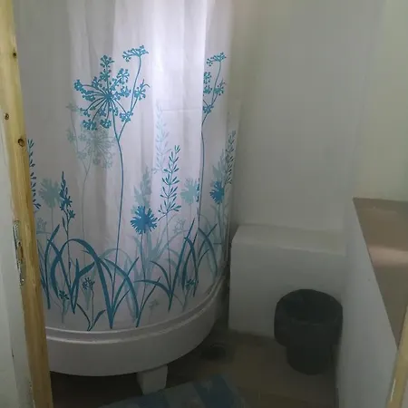 Aqua Hostel *